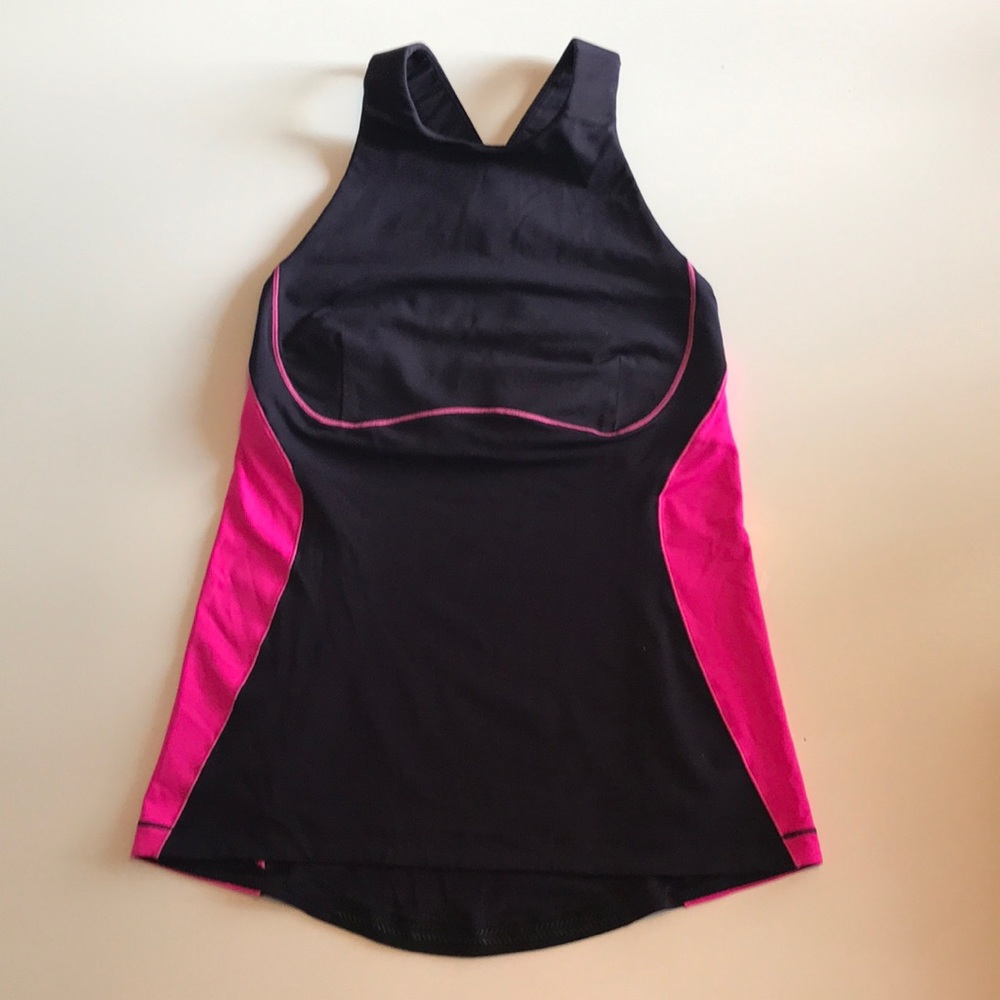 Lululemon workout top